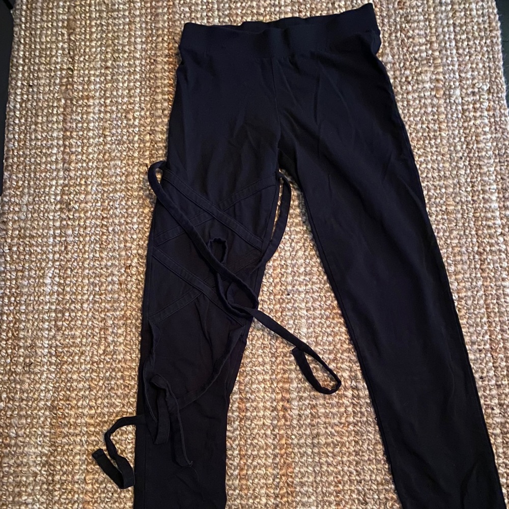 DisturbiA leggings